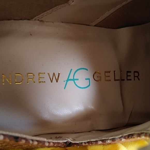 Snake Skin Booties size 6M Andrew Geller - Picture 6 of 7